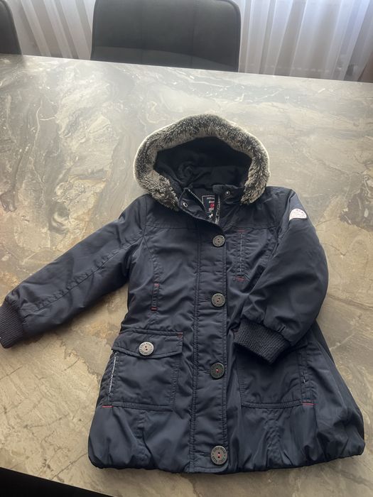 Детские куртки на девочку