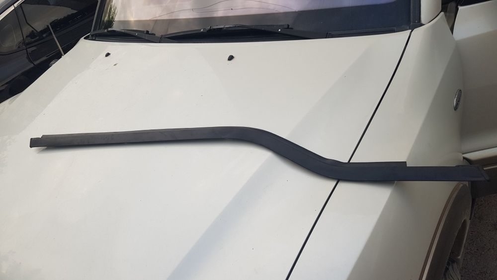 Резинки,  молдинги  делика кирпич