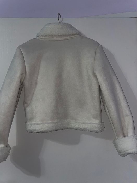 Дамско ново бяло яке