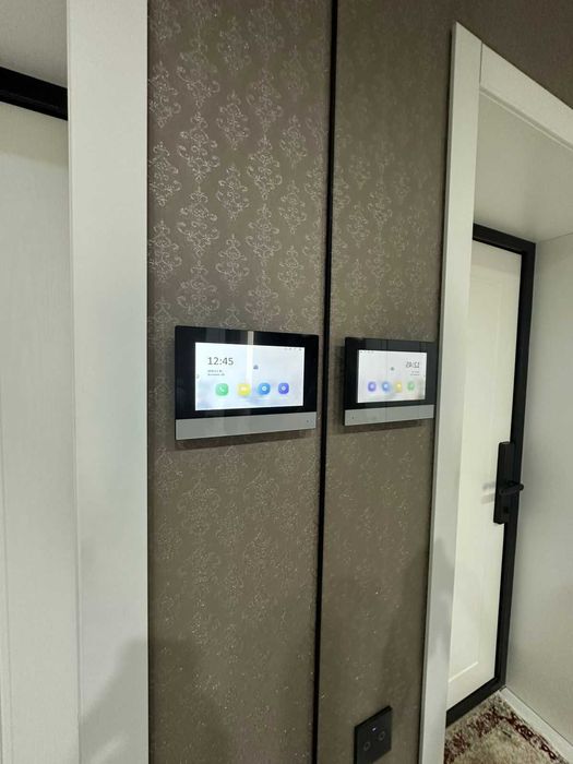 продам двухкомнатную квартиру