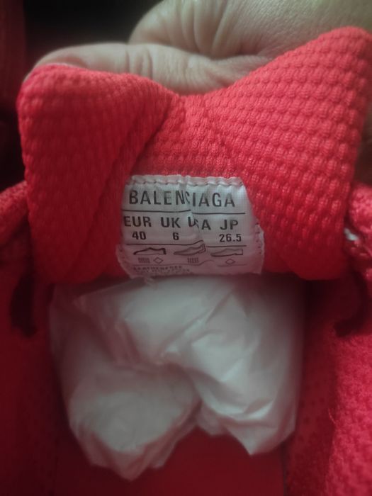 Унисекс маратонки Balenciaga(размер 40),Дамски чехли Nike air 36,5_23см.