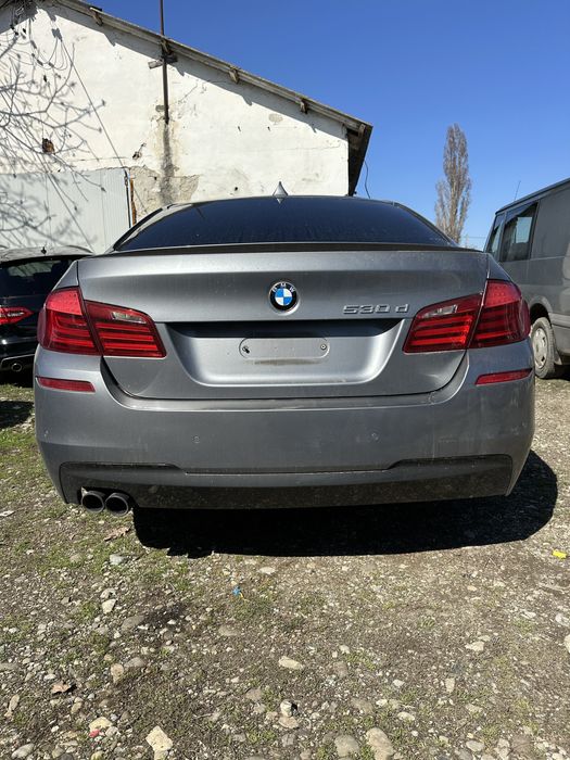 Dezmembrez BMW Seria 5 F10, F11 520 / 525 / 530 / 535 / 550