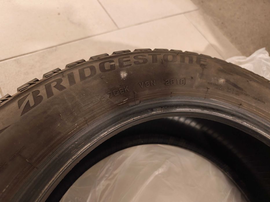 Зимни гуми Bridgestone 205 55 16