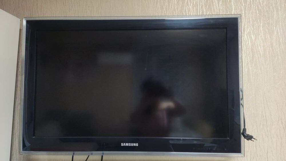 Продам телевизор Samsung