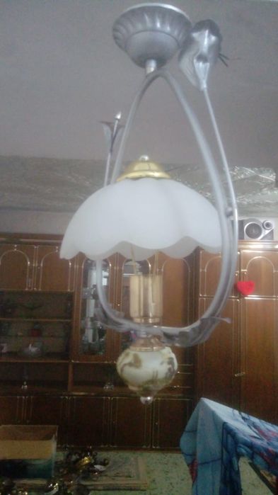 Пролам люстру срочно нужен