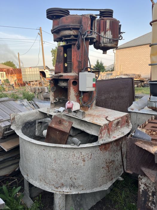 Продам бетономешалку профессиональная