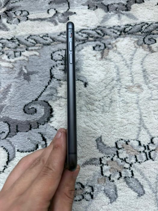 Iphone 11 продам