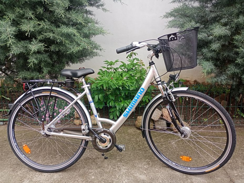 Bicicletă damă ,roti 26/28,cu 7 vit butuc,frână picior !