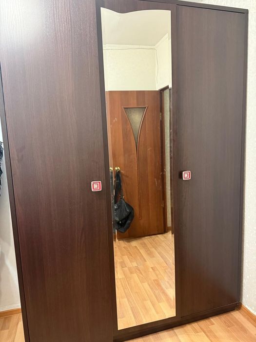 Продам шкаф в хорошем состоянии