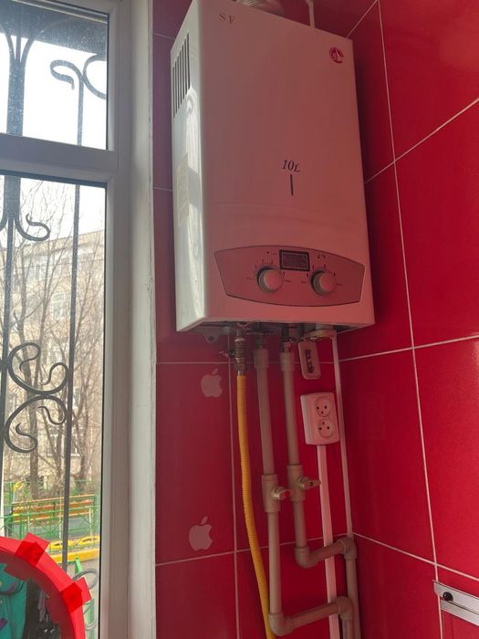 Продам газовую колонку SF 10L