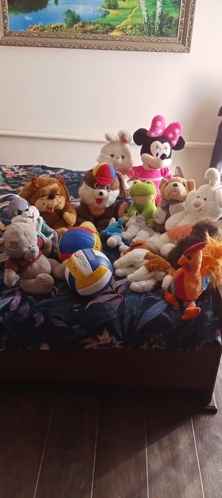 Продам детские вещи и игрушки.