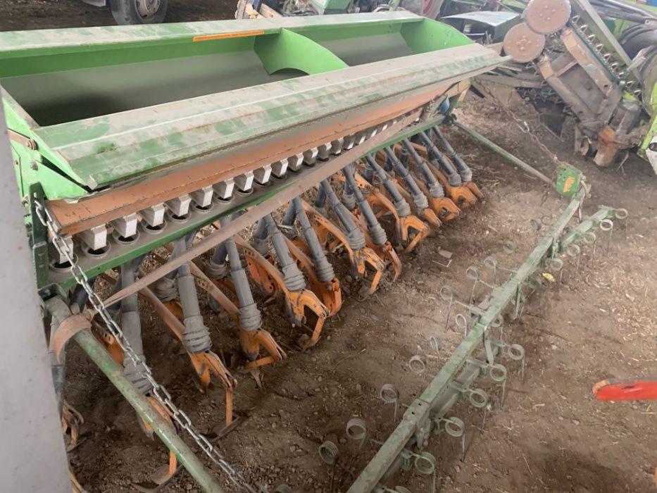 Зернотряванная Cеялка Amazone