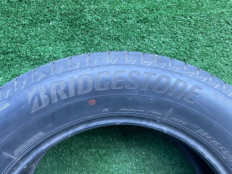 Set 4 anvelope vara Bridgestone Alenza 225 65 R17 102 H Dot 1420