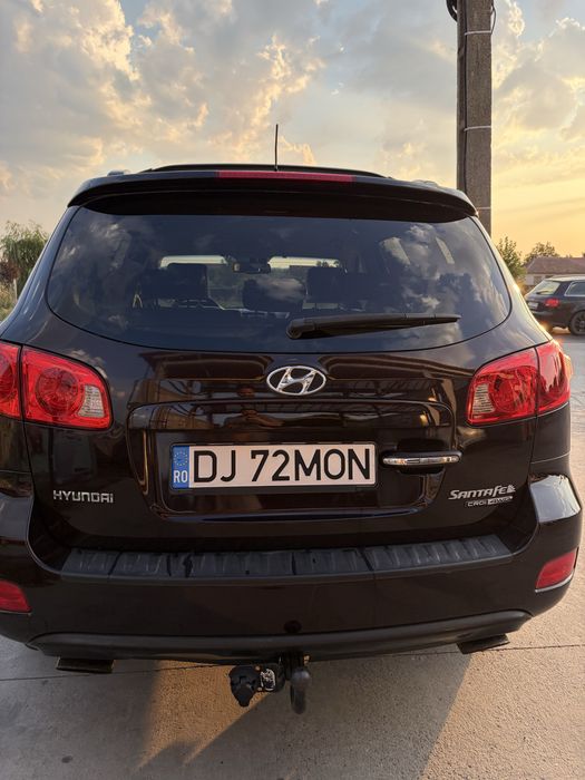 Hyundai Santa Fe 2007 • 2.2 CRDi • Automată • 4x4 • 155 CP