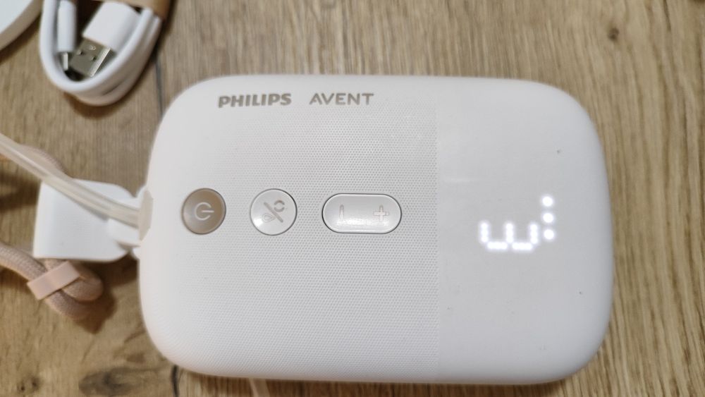 Philips Avent Hands Free Breast Pump / автоматична помпа в гаранция