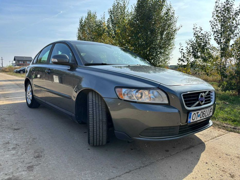 VOLVO S40 2010 — imagine 2