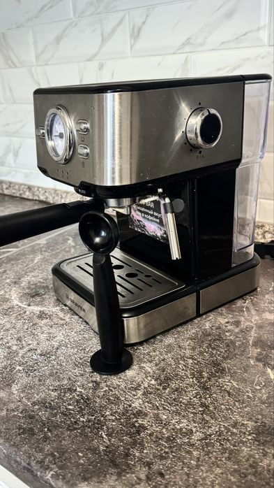 Кофеварка Brayer