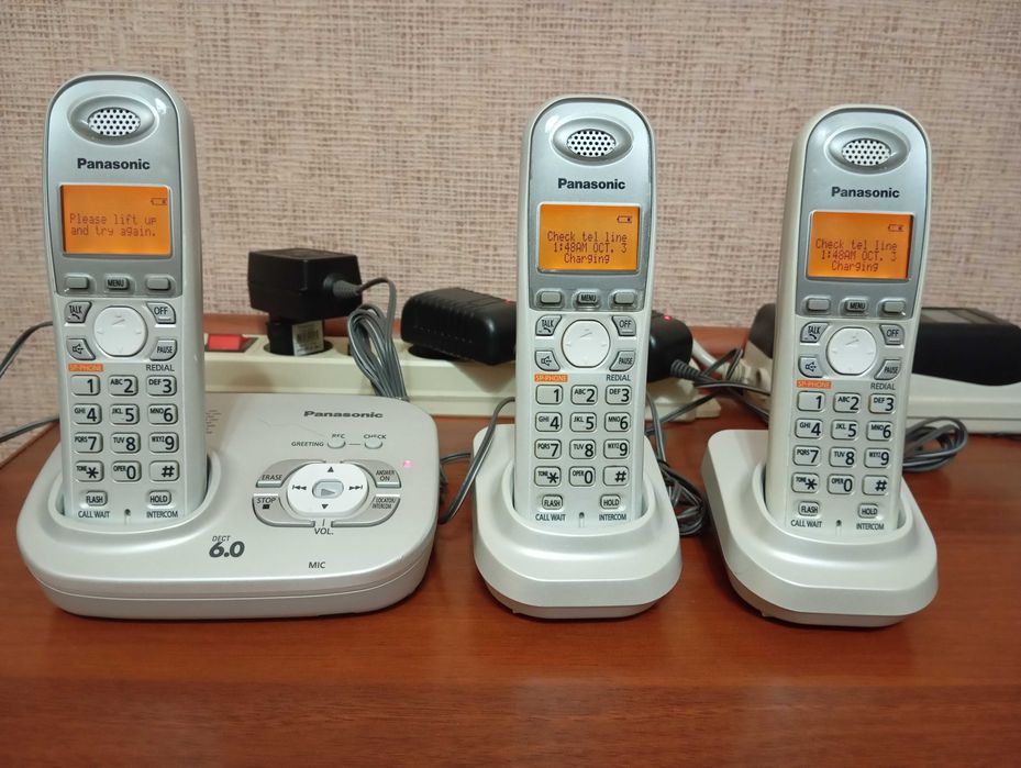 3 в 1.Продам радиотелефон три трубки на один телефонный номер.