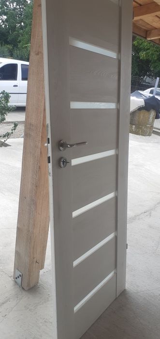 Ușă lemn nouă,200/75