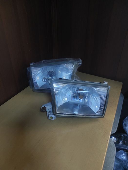 Фары Тойота Surf