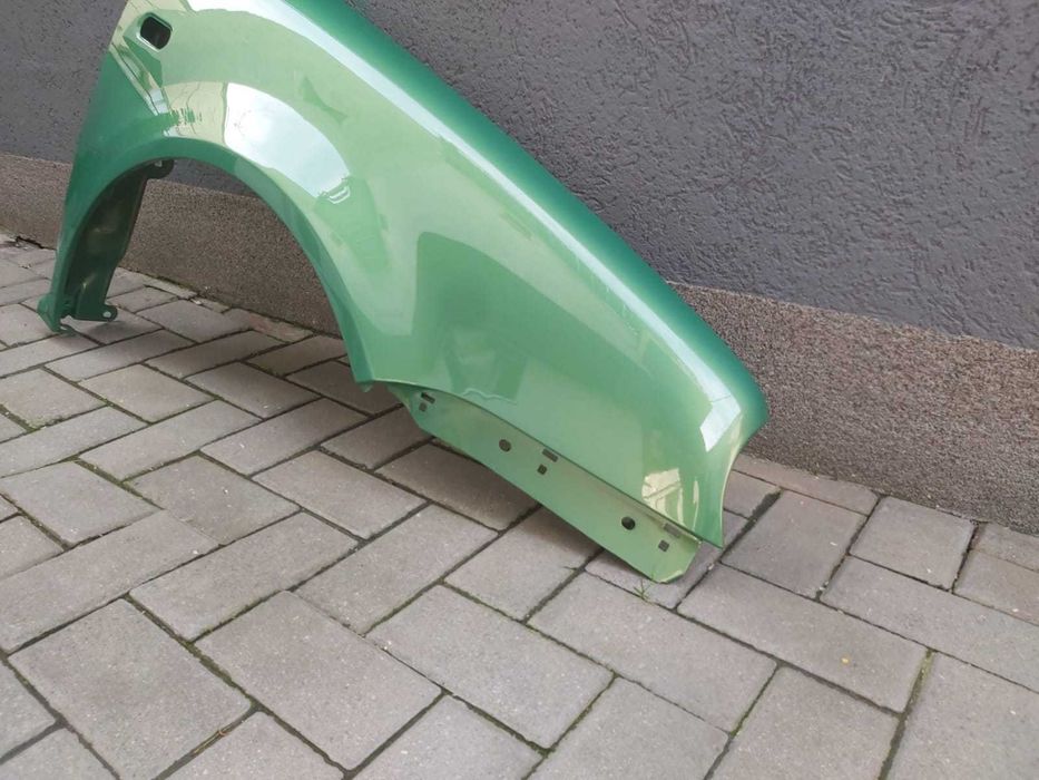 Aripa Fata Dreapta VW Golf 4/IV 1998-2004 Vopsita Verde