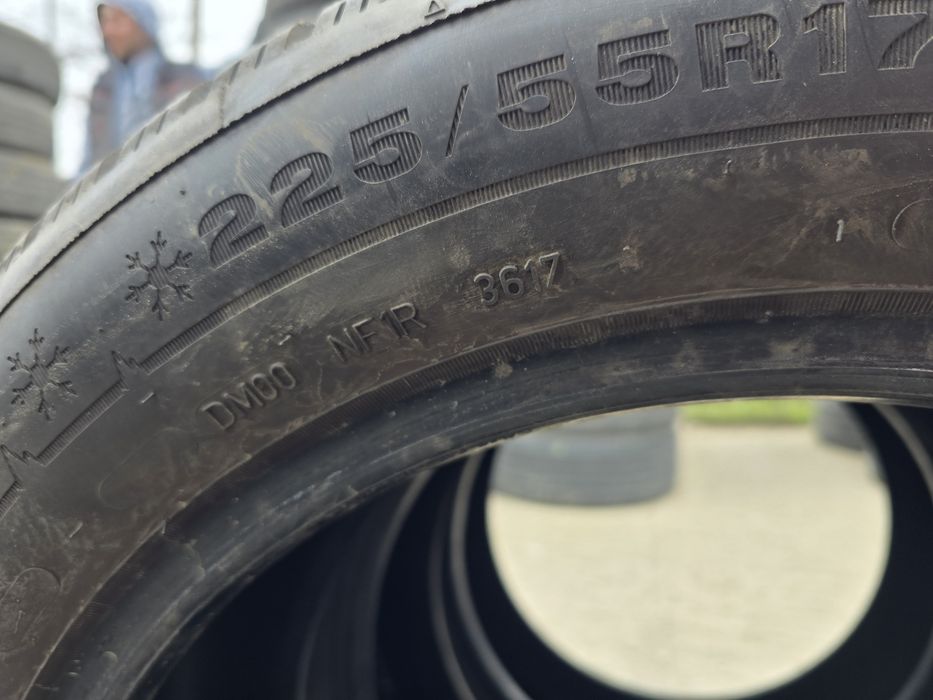 Anvelope de iarna 225-55r17 Dunlop