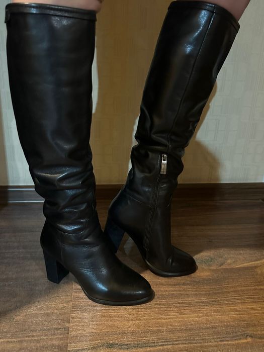 Продам зимние сапоги