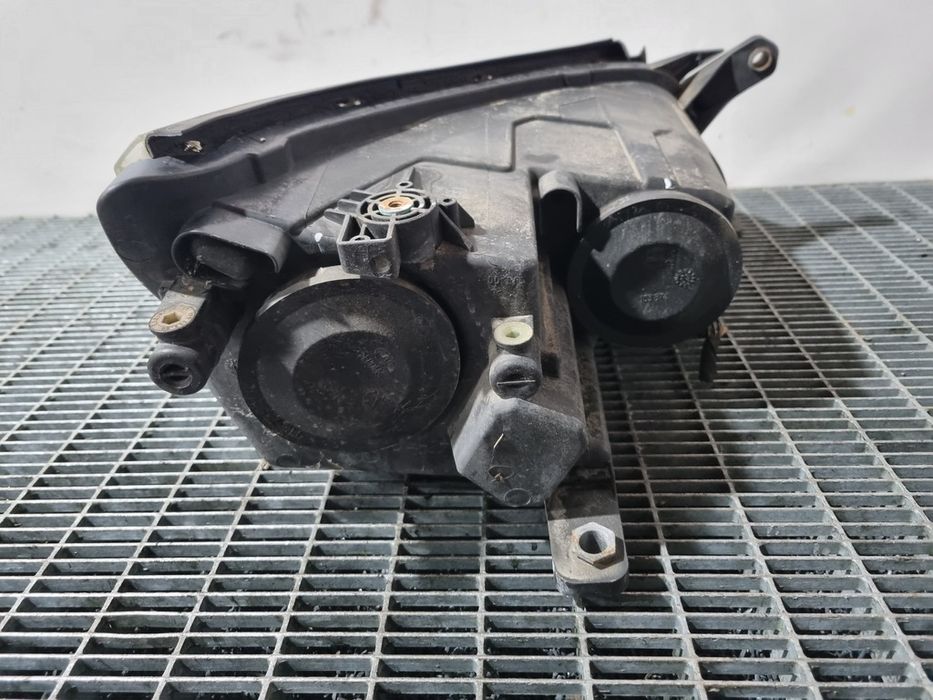 Ляв фар Volkswagen Tiguan 5N 2007 - 2011 SUV 4 врати (1481