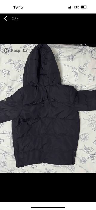 Продам куртку черного цвета