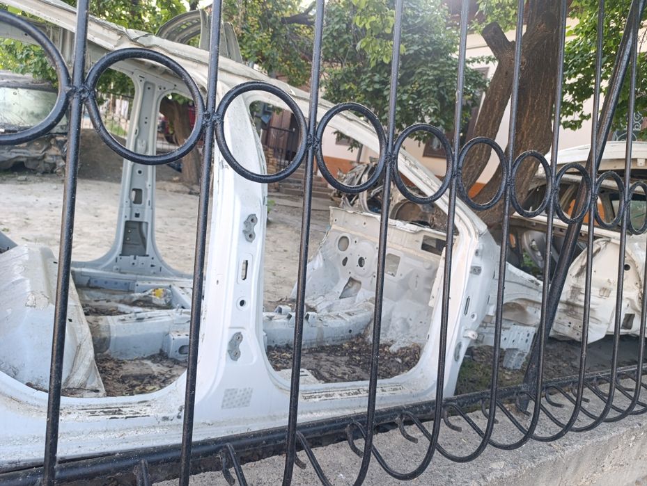 Авто запчасти для Cobalt