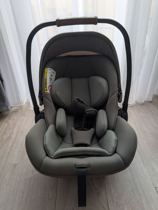 Scoica auto i-Size Arra Next, Pine