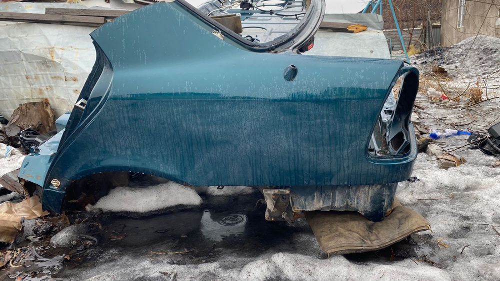 Крыло заднее W202