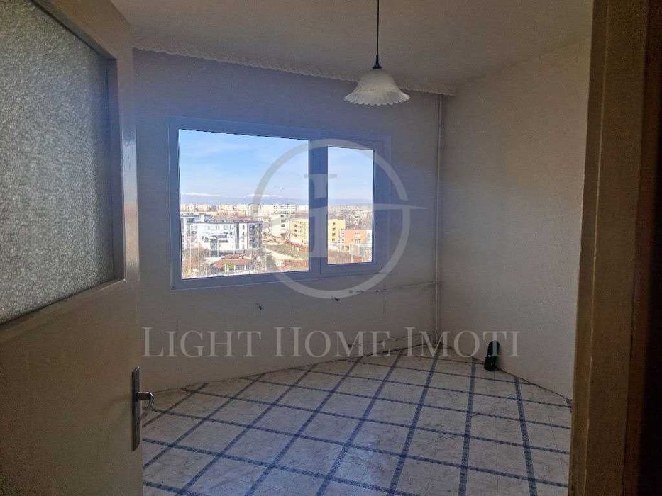 Реф. 4022 Двустаен / Три отделни стаи Мол Плаза