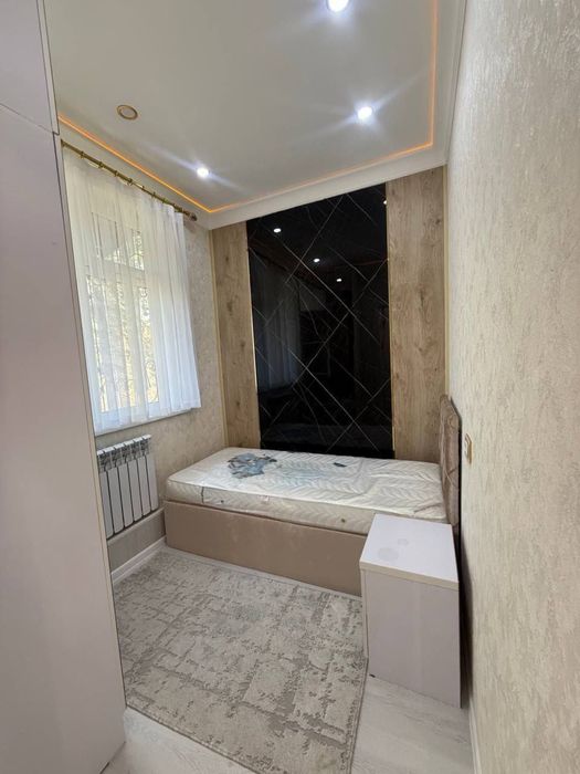 Новза метро олдидан квартира 2/3 килинган