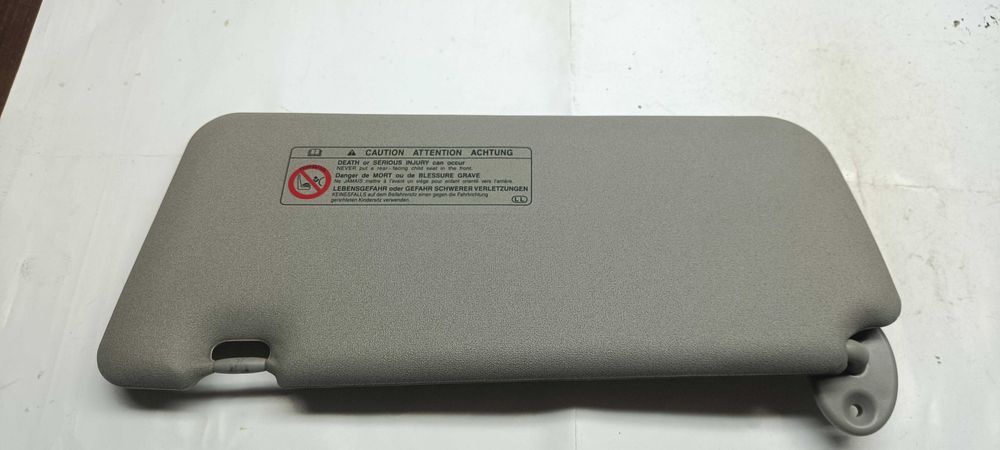 Десен сенник за RAV4 XA20 2005