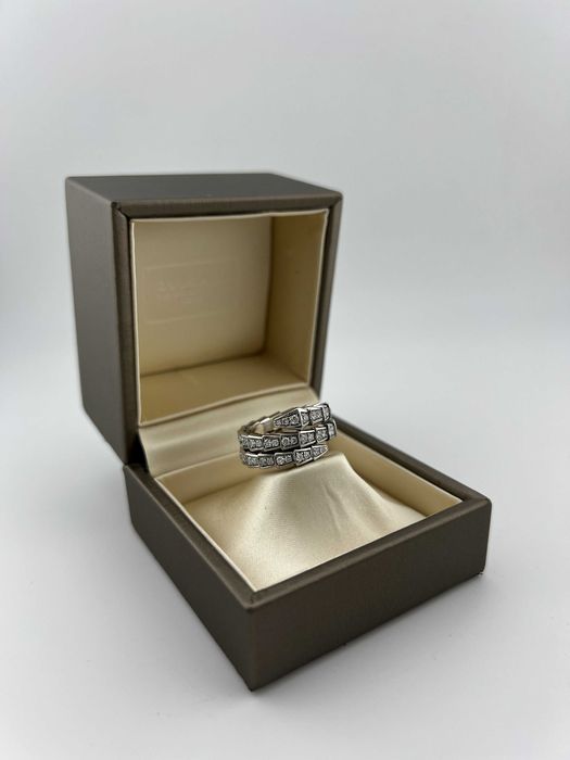 Кольцо Bvlgari Serpenti Viper