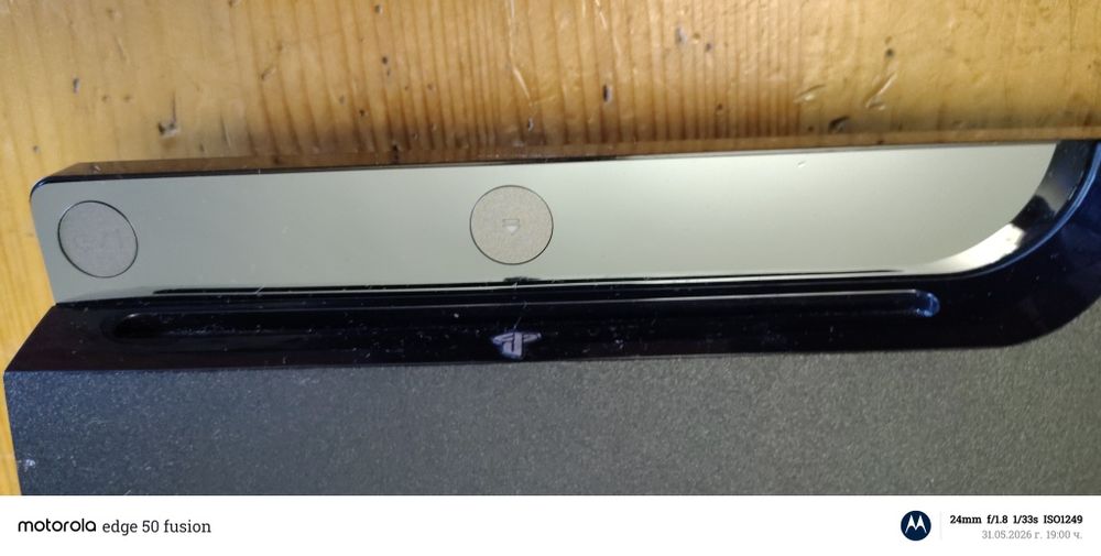 Здравейте продавам конзола sony playstation 3 slim 320gb