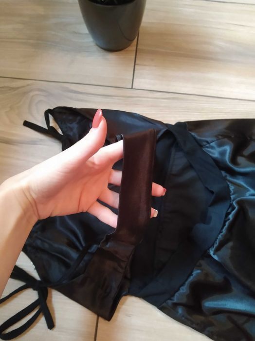 Черна лятна рокля