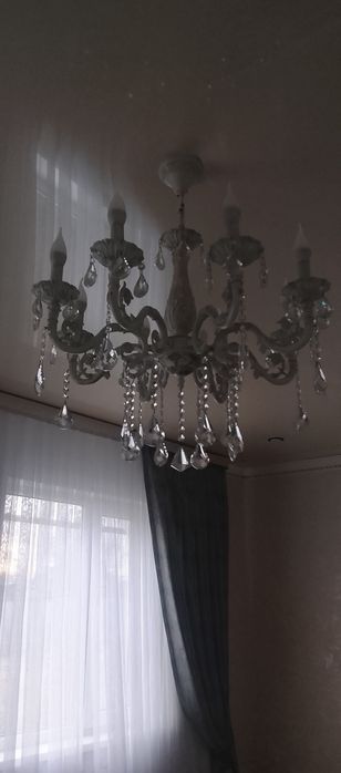 Люстра для зал большой