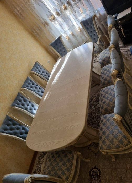 12kishilik Hurram komplekt sotiladi