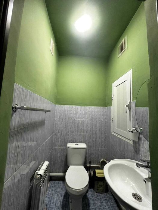 Шахар хокимяти 4-қаватда 3 хонали квартира ижарага берилади. ID: 1917