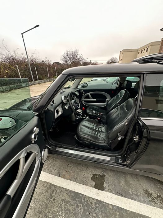 Mini Cooper R50 1.6 116 cp