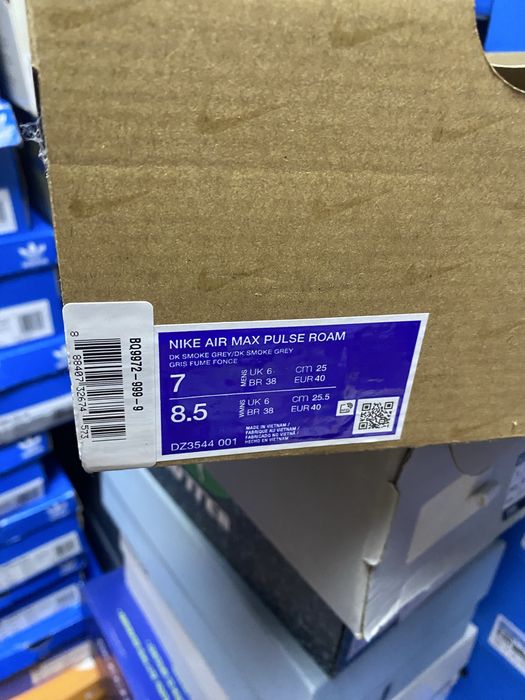 Nike AiR max 270 react