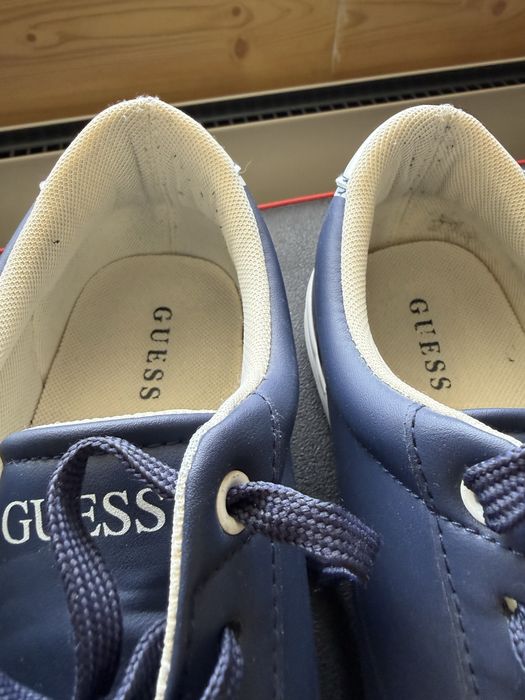 Спортно - елегантни обувки Guess, 44 размер