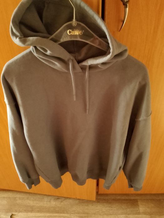 Кофта  худи.  спортивная. И тёплые спортивные брюки