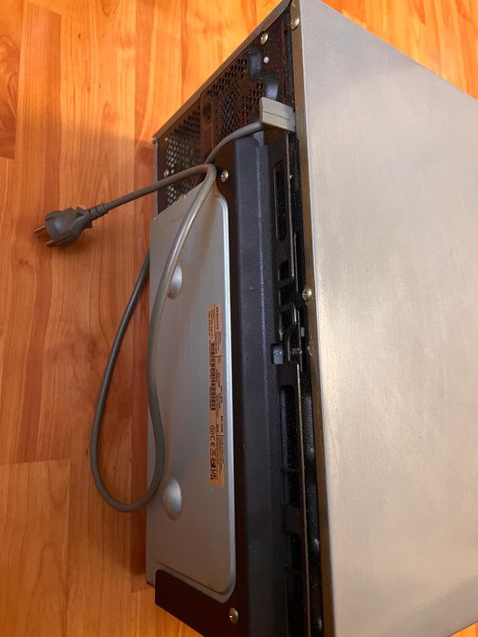 Vând Microunde Samsung MG23f301tas