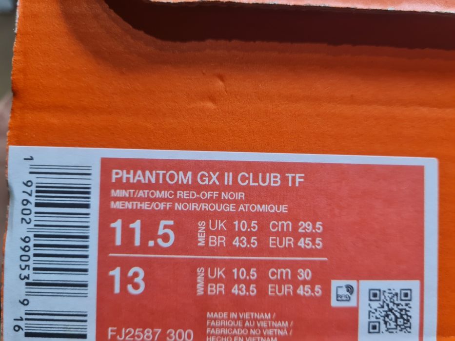 Стоножки Nike Phantom Gx 2

Чисто нови с кутия. 

Размер 45.5 стелка 2