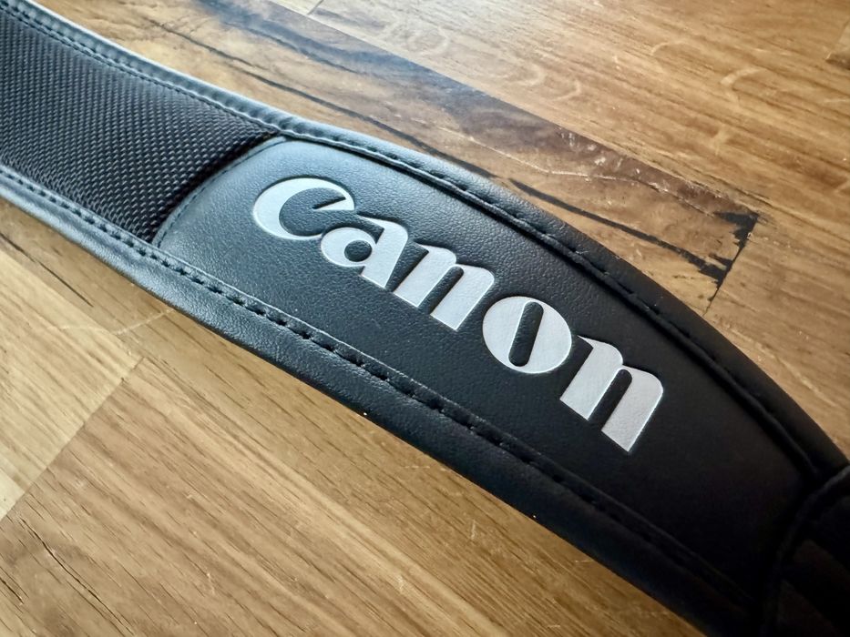 Curea camera/lentila Canon Professional Premium