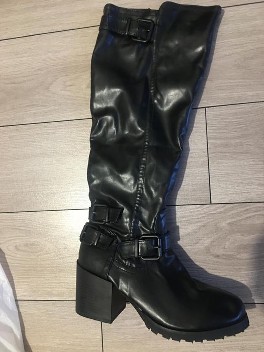 Женская обувь 38 размер