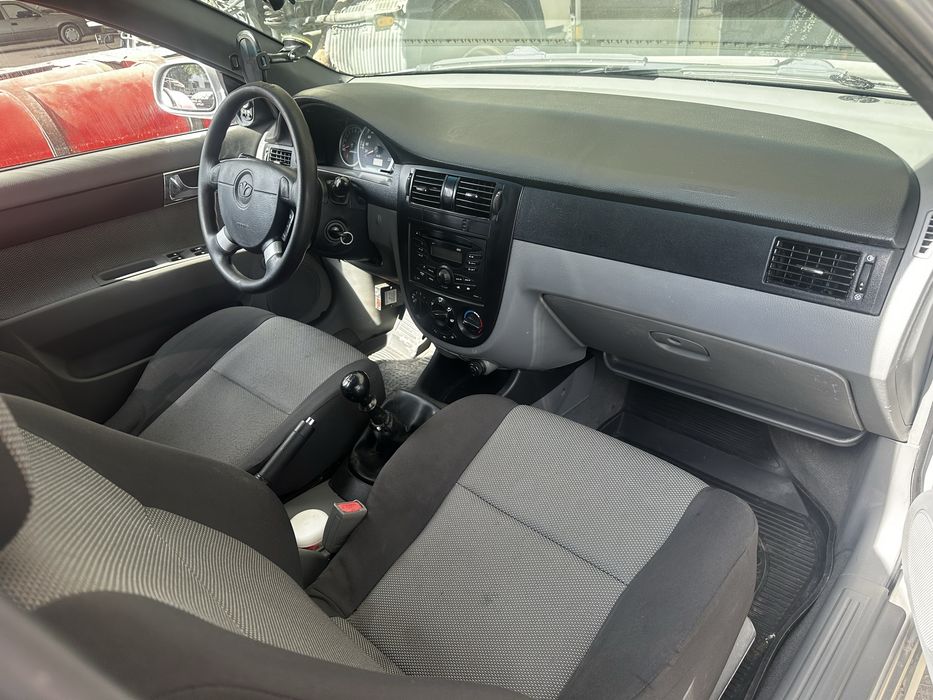 Chevrolet Lasetti sotiladi